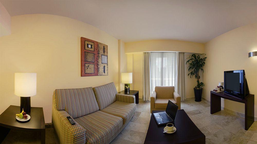 Fiesta Inn Coatzacoalcos Ngoại thất bức ảnh