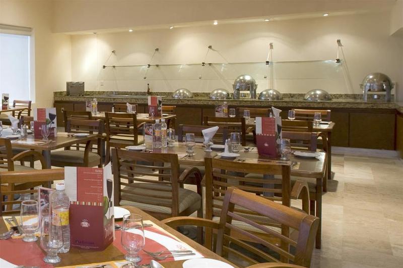 Fiesta Inn Coatzacoalcos Ngoại thất bức ảnh