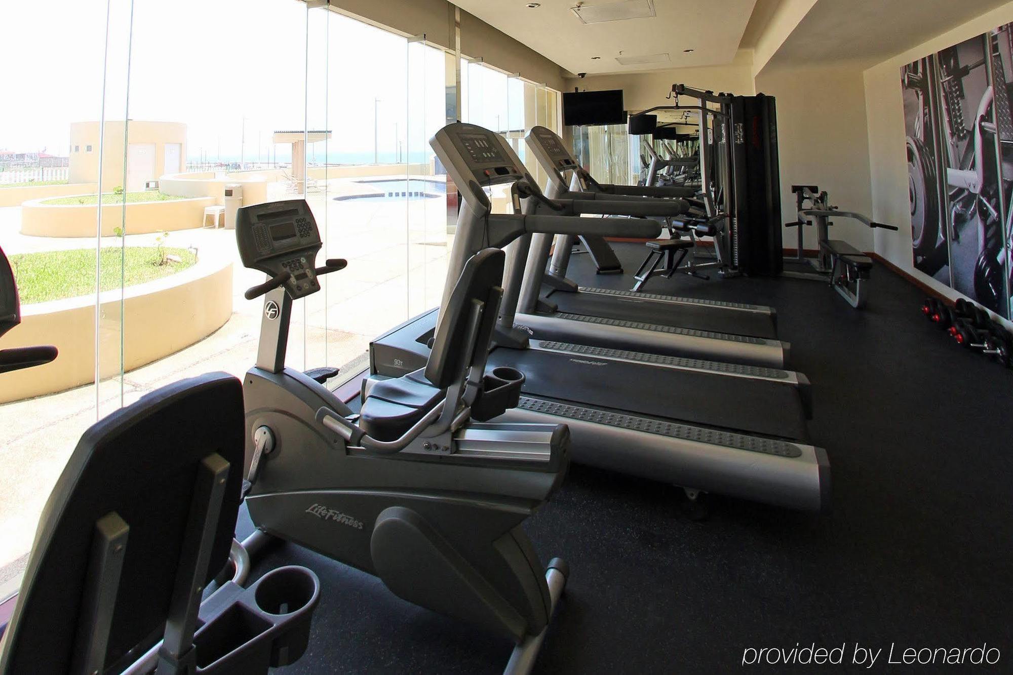 Fiesta Inn Coatzacoalcos Ngoại thất bức ảnh