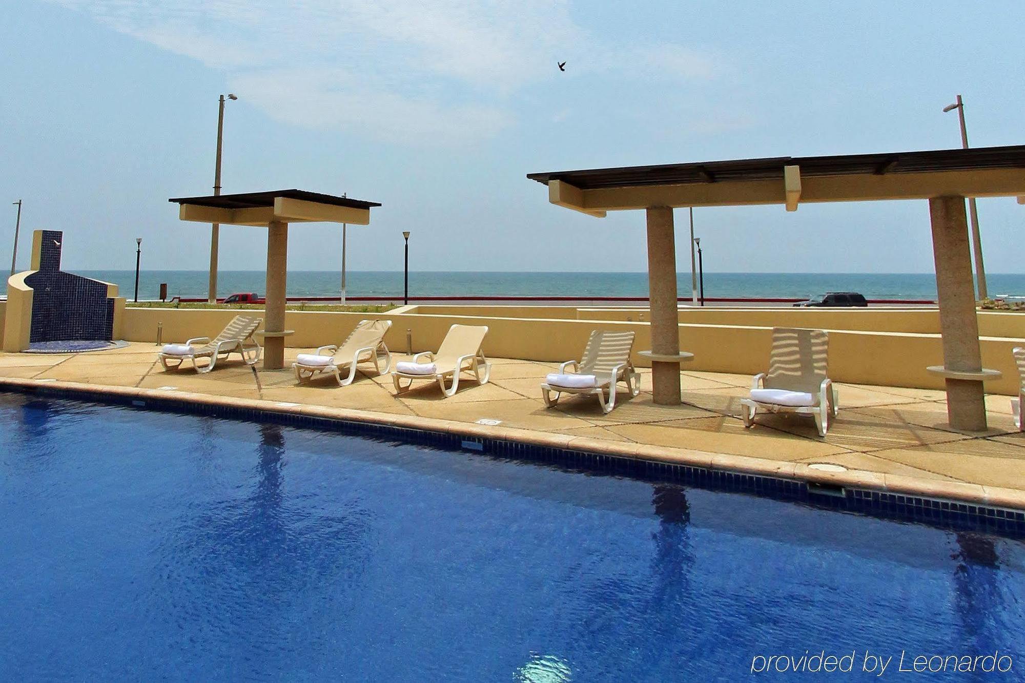 Fiesta Inn Coatzacoalcos Ngoại thất bức ảnh
